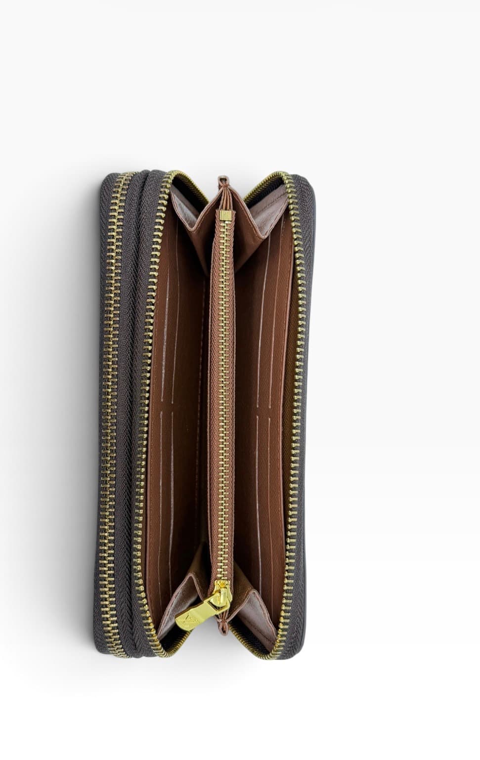 Louis Vuitton Louis Vuitton Zippy Wallet - Monogram